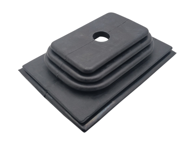 シフトレバーブーツ、ロータス ヨーロッパ、エラン Plus2